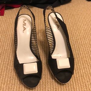 MIA slingback peep toe